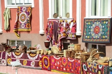 Пешвои миллат муҳтарам Эмомалӣ Раҳмон - эҳёгари ҳунарҳои мардумӣ