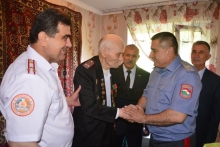 Дидорбинӣ ва табрики иштирокчии Ҷанги Бузурги Ватанӣ