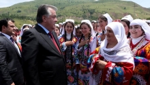НАҚШИ ПЕШВОИ МИЛЛАТ ДАР ҶАҲОНИШАВИИ НАВРӮЗ