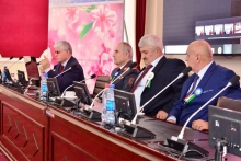 Вохӯрӣ дар Рӯзи Парчам бо парчамбардорон дар Академияи ВКД